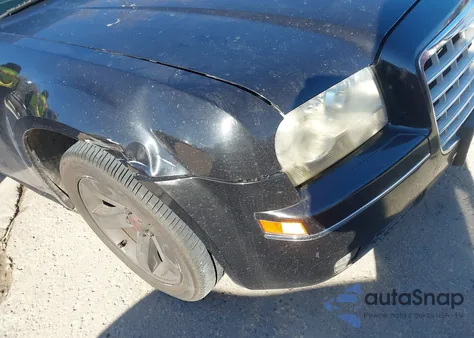 2010 Chrysler 300 Touring/Signature Series/Executive Series from USA, damaged, VIN 2C3CA5CV0AH241508